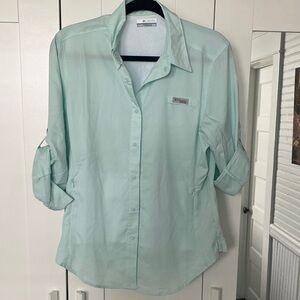 Columbia Mint Green Casual Sun Shirt